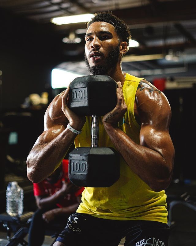 星空体育app下载-莱比锡训练开放日，赛前回应争议引欢呼，CBA季后赛在即，赛季目标并未改变的简单介绍